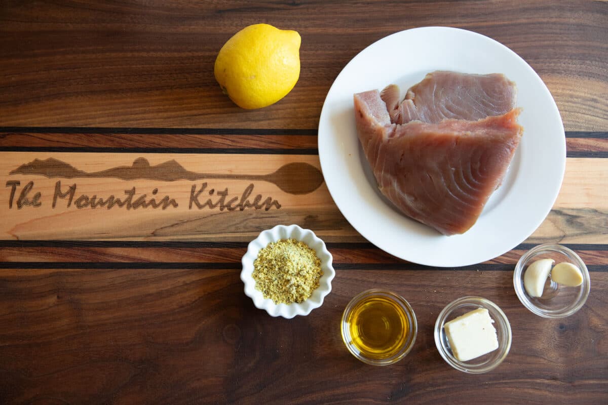 ingredients to make lemon pepper tuna steaks