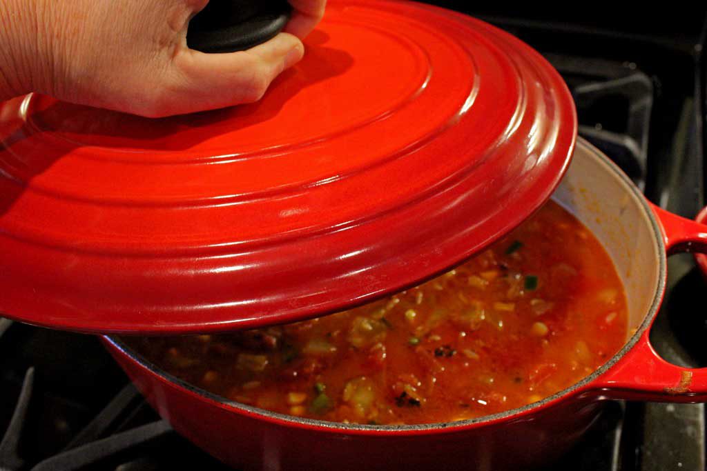covering pot with lid
