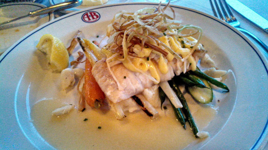 To celebrate our one year anniversary, David and I went to find warmth and sunshine in the Florida Keys. We ate at some really wonderful local restaurants. | TheMountainKitchen.com