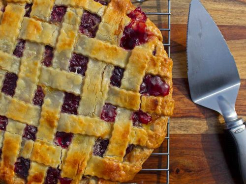 homemade-cherry-pie-0-500x375.jpg