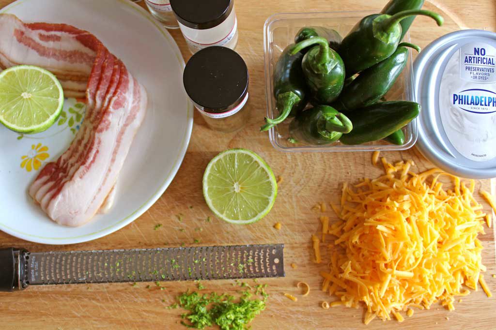 ingredients to make jalapeno poppers grilled with bacon