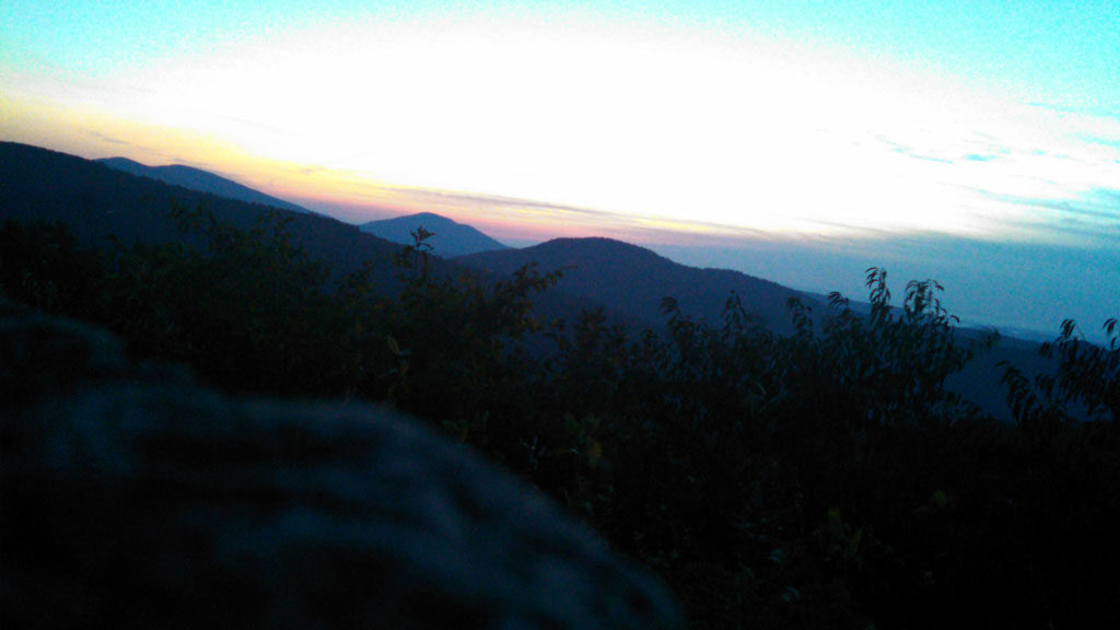 Watching the sunrise come up on Skyline Drive, while people were sleeping. There something so special about watching the sunrise from on top of the world. | TheMountainKitchen.com