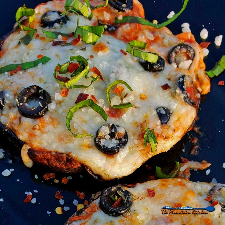 portobello mushroom cap pizzas
