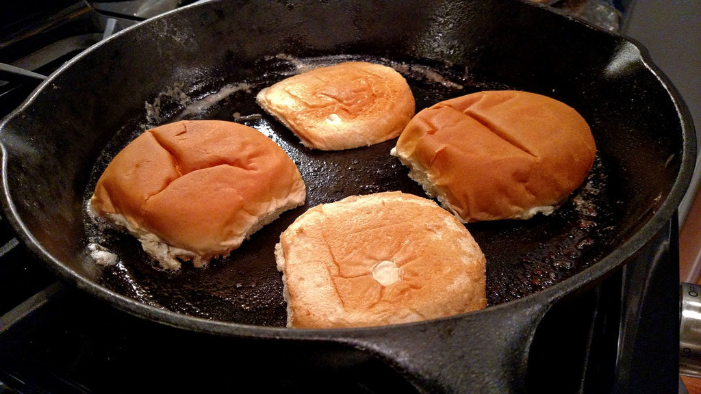 toasting buns for pepper jack black bean burgers