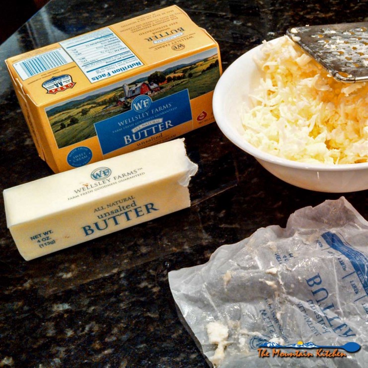 FACT: Butter makes everything better. But have you ever tried a compound butter? Compound butter blends softened butter with herbs and spices. | TheMountainKitchen.com