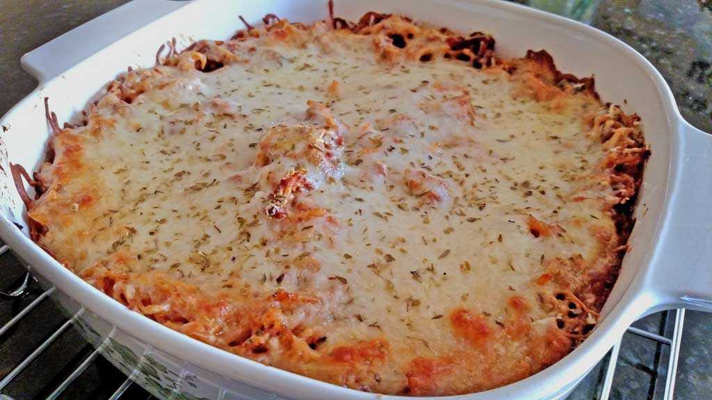 baked spaghetti before browning cheese