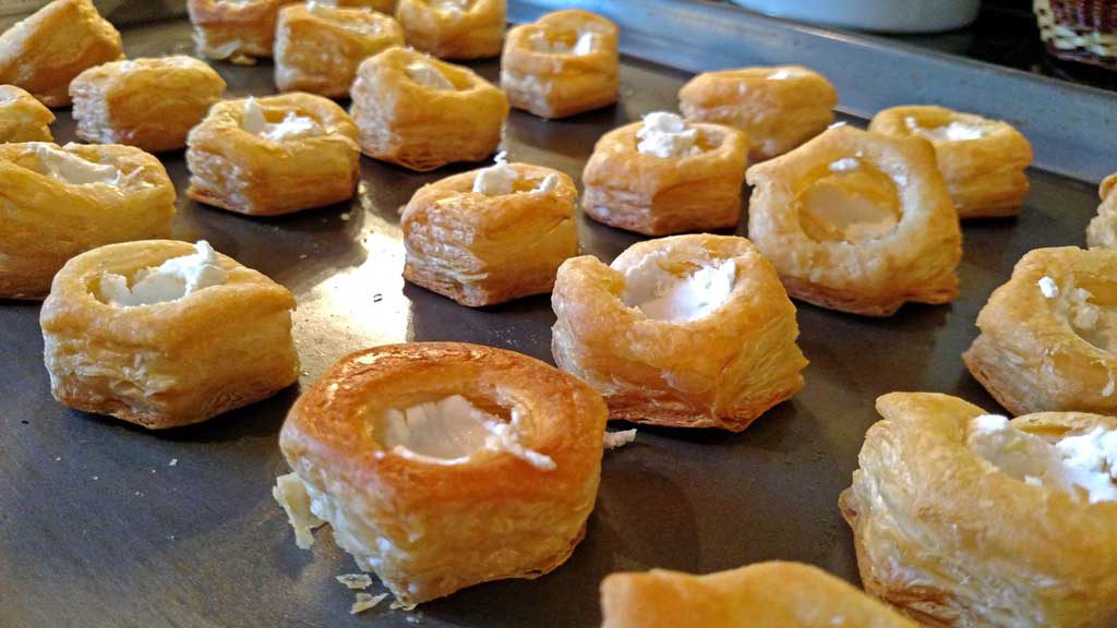 Squash Goat Cheese Tartlets: Bite-size pastry cups filled with squash and goat cheese. Perfect for an appetizer or Meatless Monday. | TheMountainKitchen.com