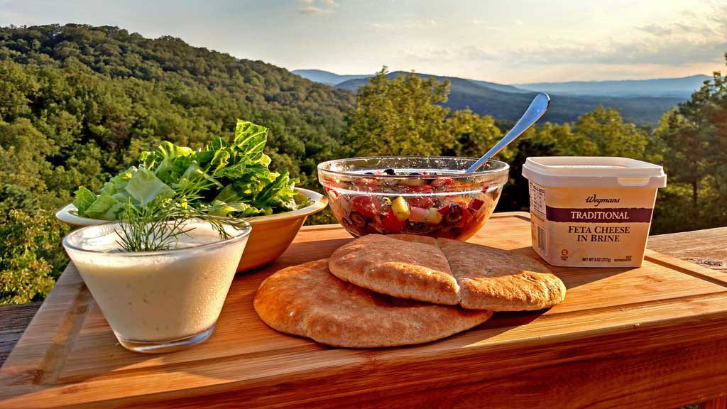 Greek pita sandwiches ingredients