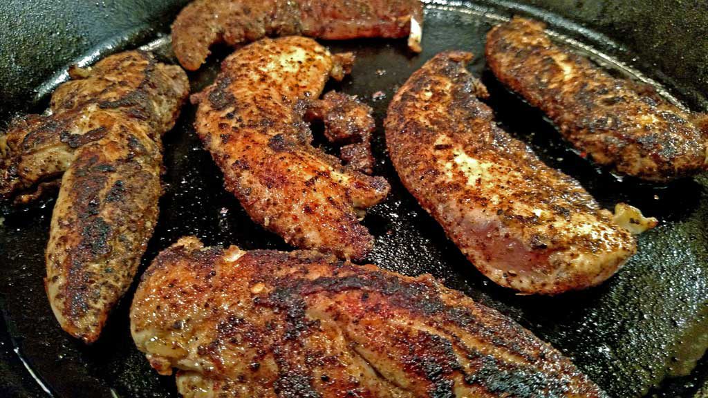 Give your food some space! You can ruin an entire meal just by overcrowding a pan. A common kitchen mistake and a reason why recipes don't turn out right. | TheMountainKitchen.com