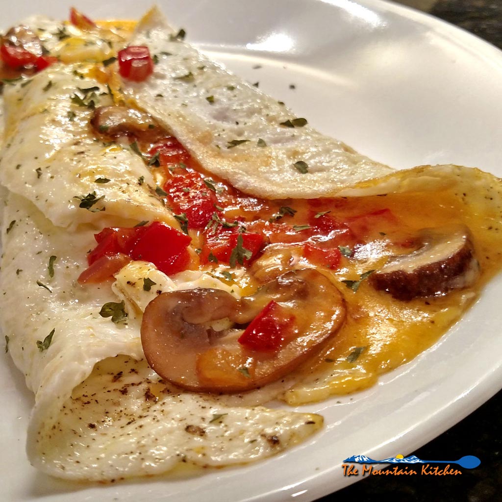 Egg White Omelette {A Meatless Monday Recipe