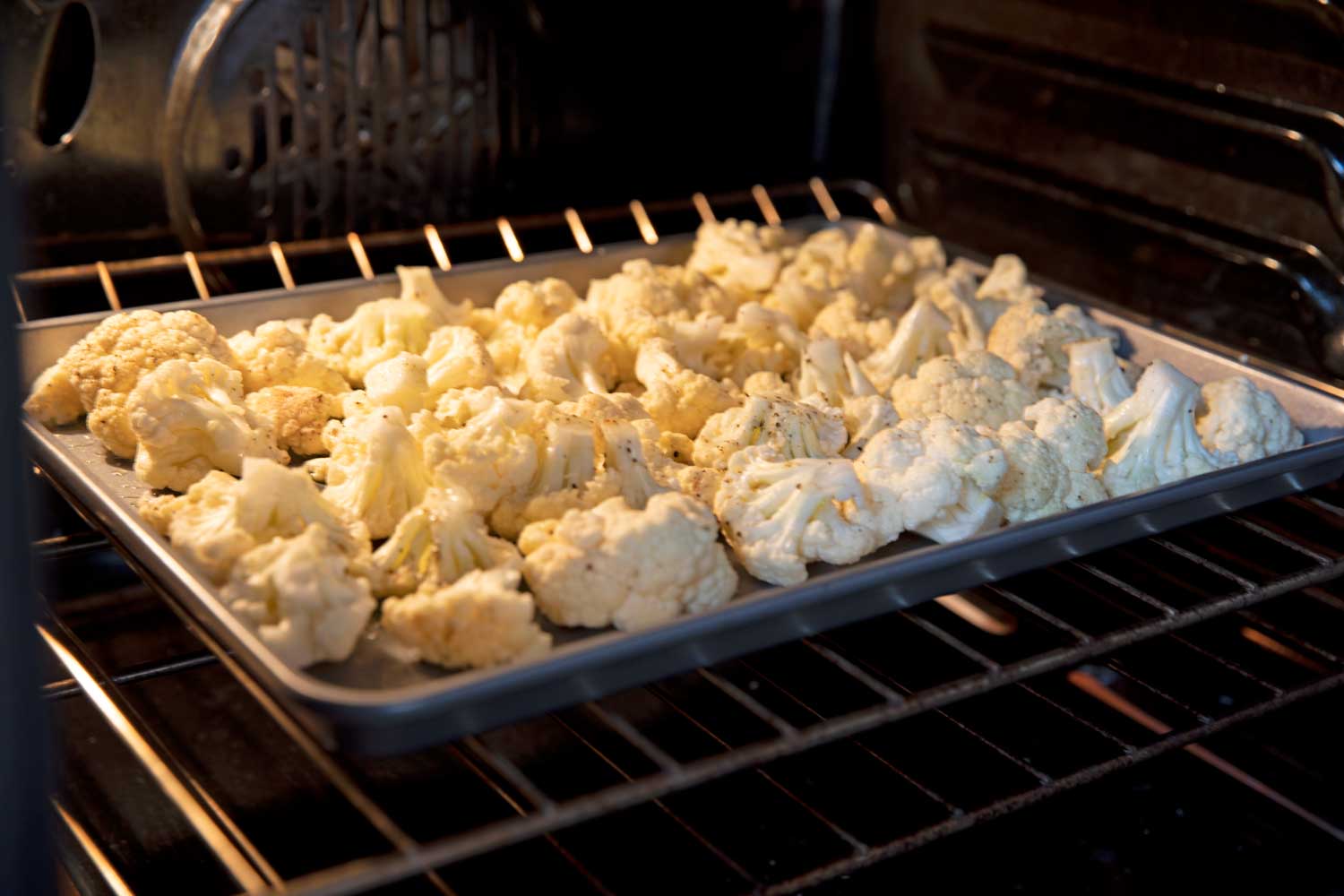 roasting cauliflower inside oven