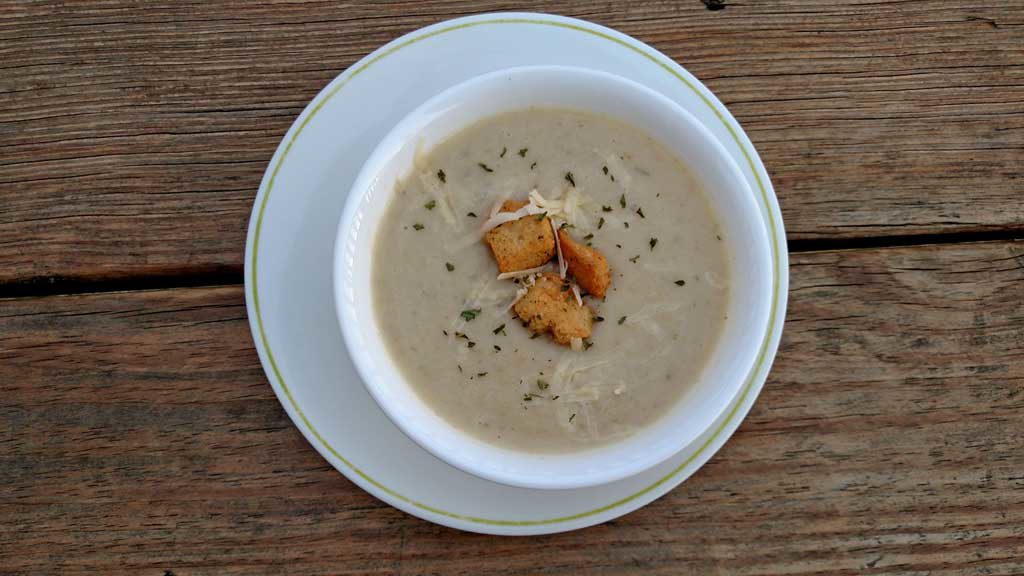 bowl of crock-pot potato leek soup