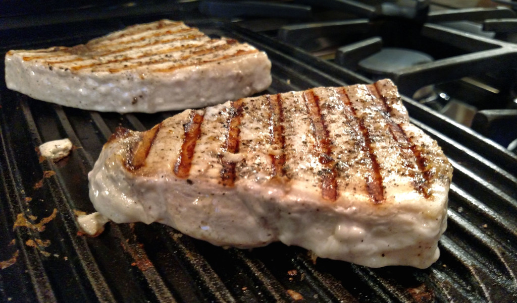 Linguine With Grilled Swordfish and Parsley Anchovy Sauce | Linguine and grilled swordfish tossed with a rich, and flavorful parsley anchovy sauce with parmesan cheese and hints of lemon. This delicious pasta is easy to make and is impressive without a lot of effort. | TheMountainKitchen.com