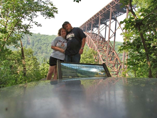 Debbie and David in front of the New River Bridge