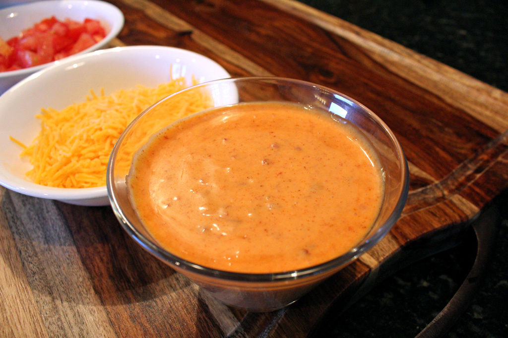 spicy chili sauce for wraps