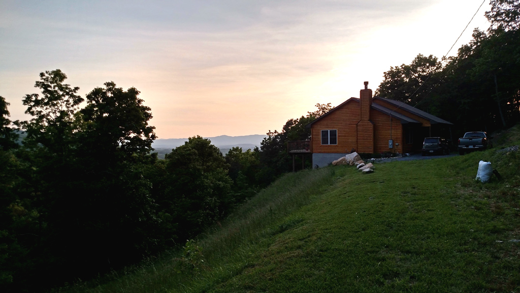 house-from-side-of-the-yard