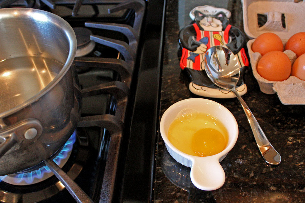 egg ready to poach