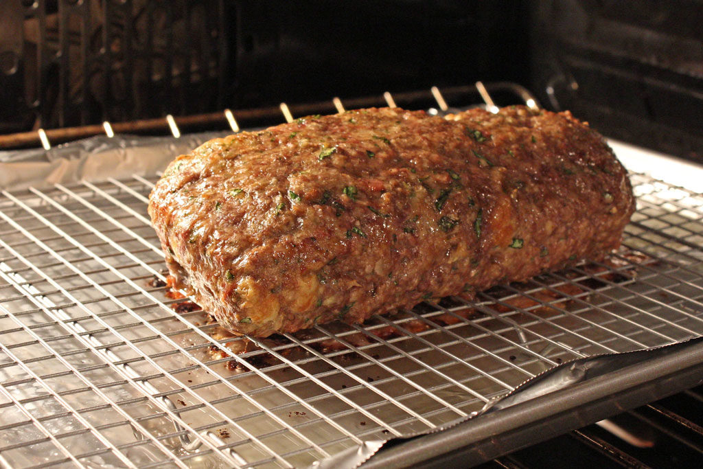 baking meatloaf in oven