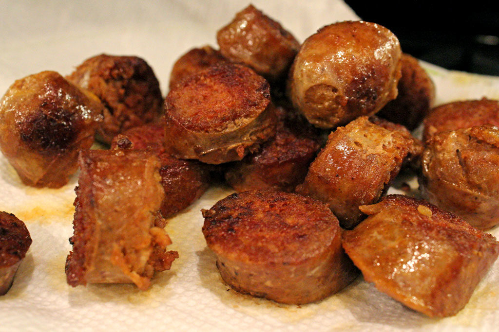 sausage draining on paper towels