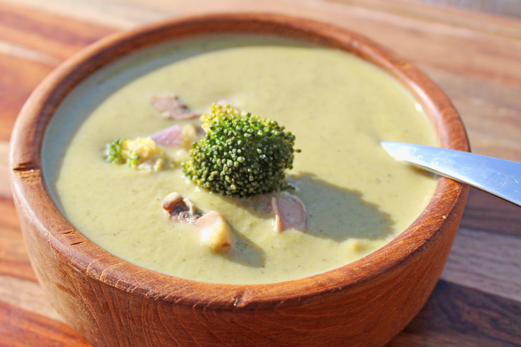 Rustic vegetarian broccoli potato soup