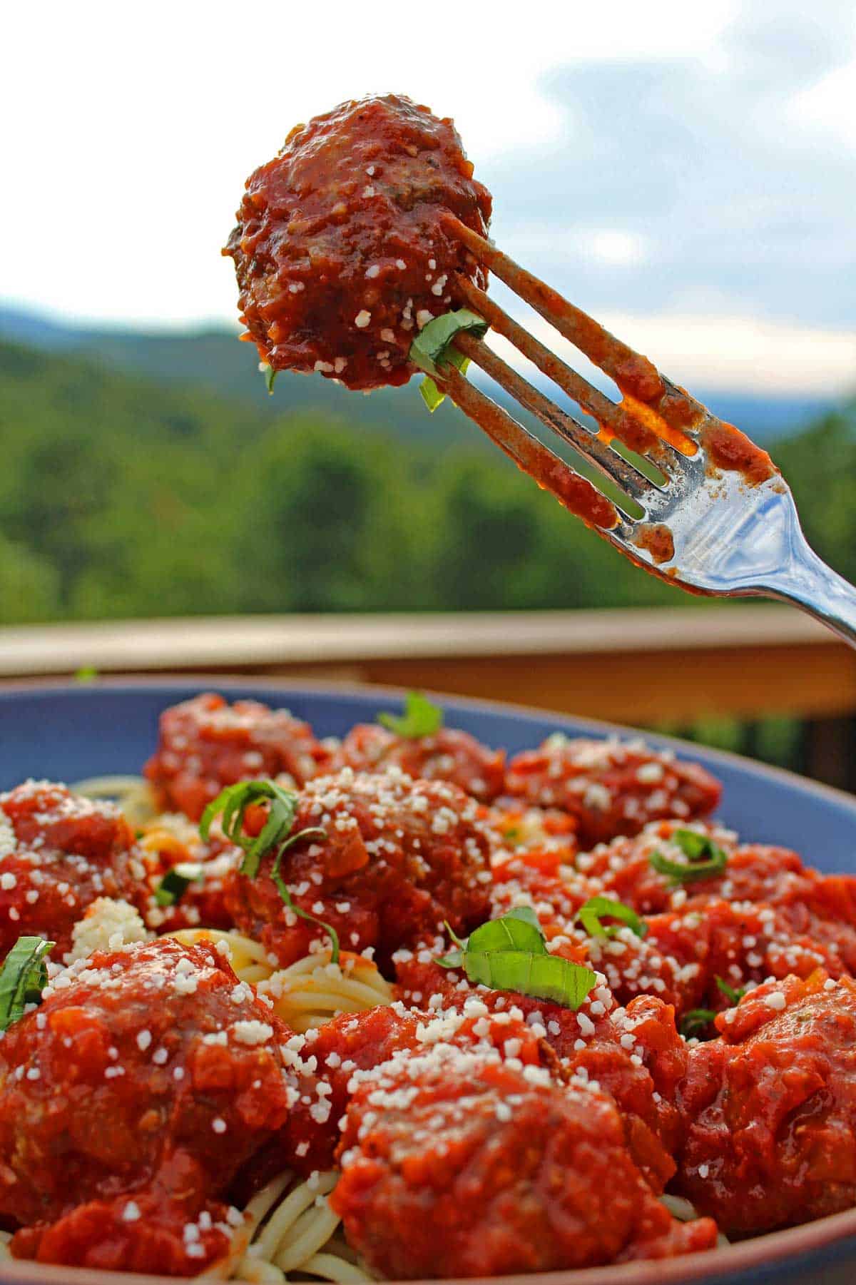 Easy Italian Meatballs | The Mountain Kitchen