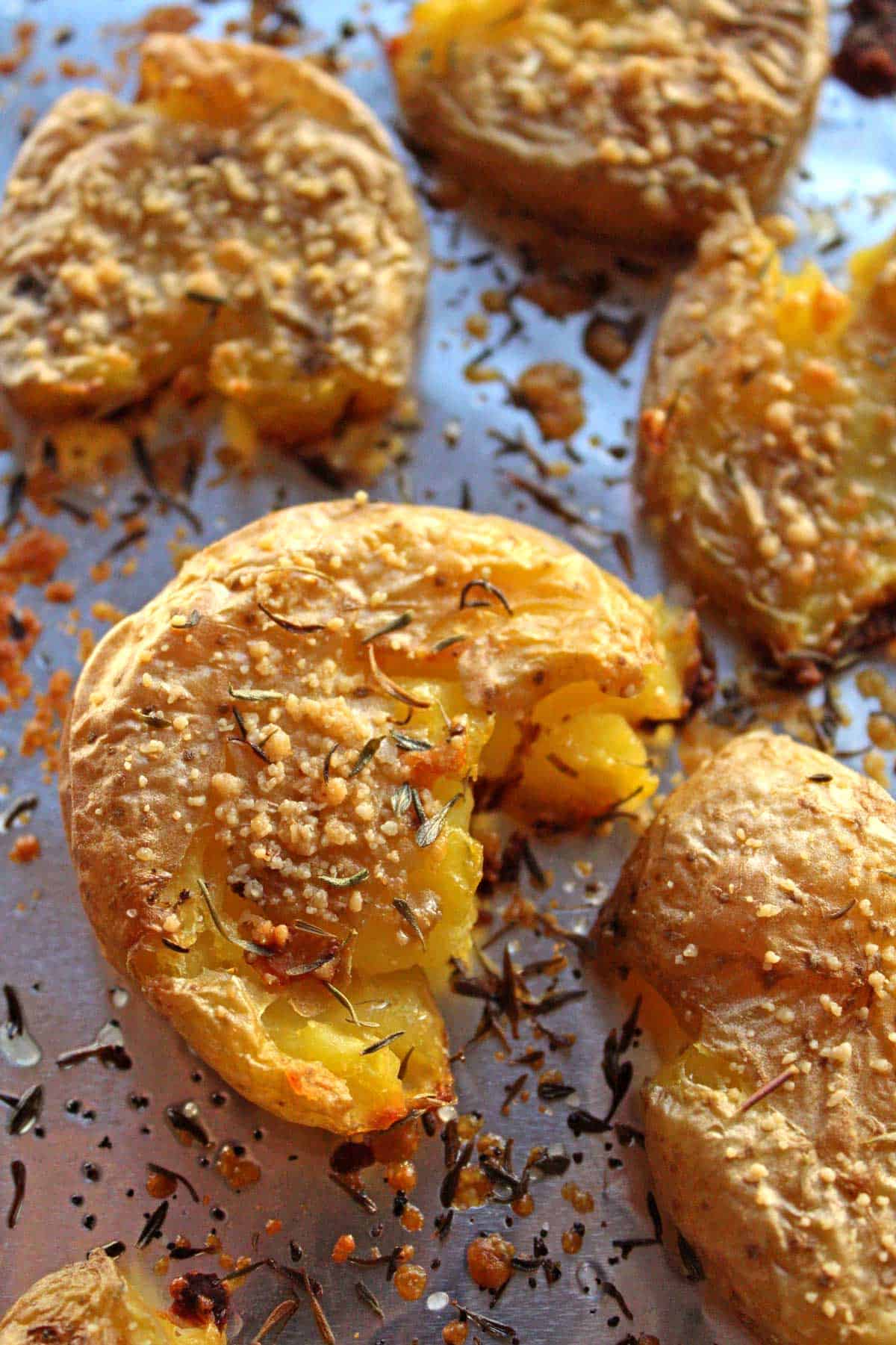 Finished potatoes on the sheet pan.
