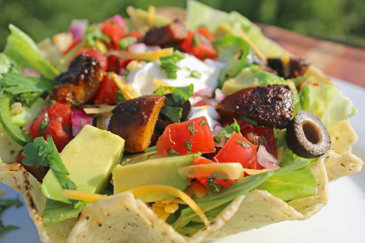 vegetarian taco salad with tortilla bowl