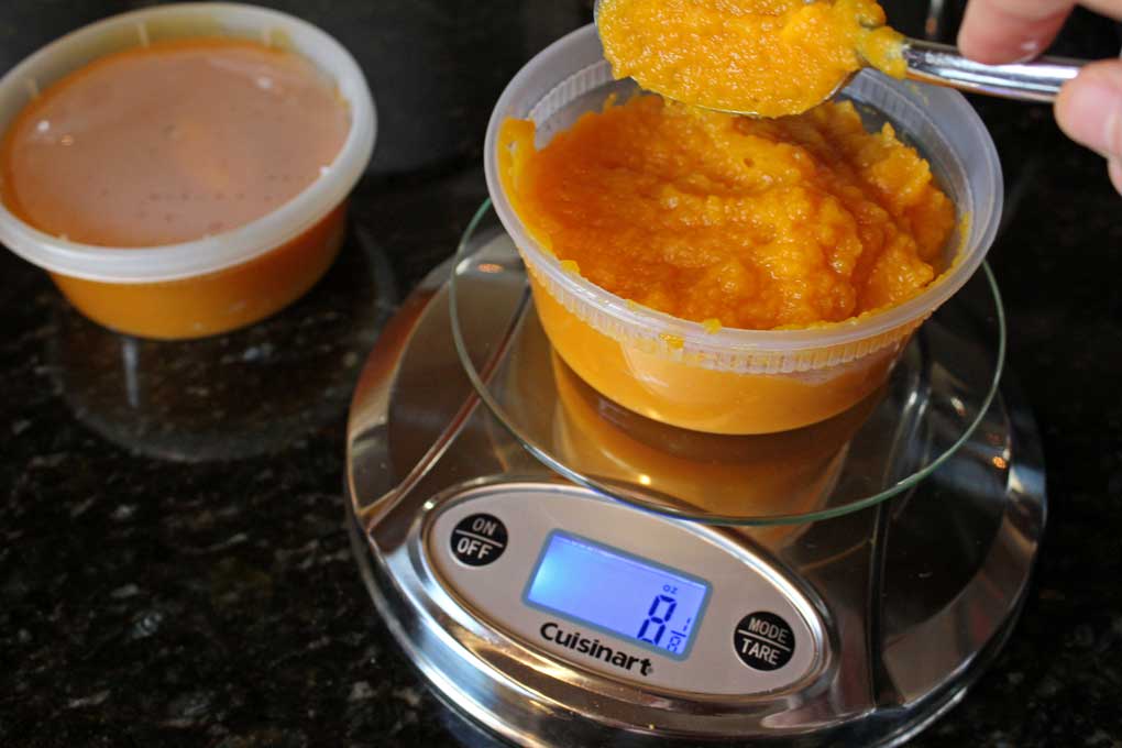 weighing puree for freezing