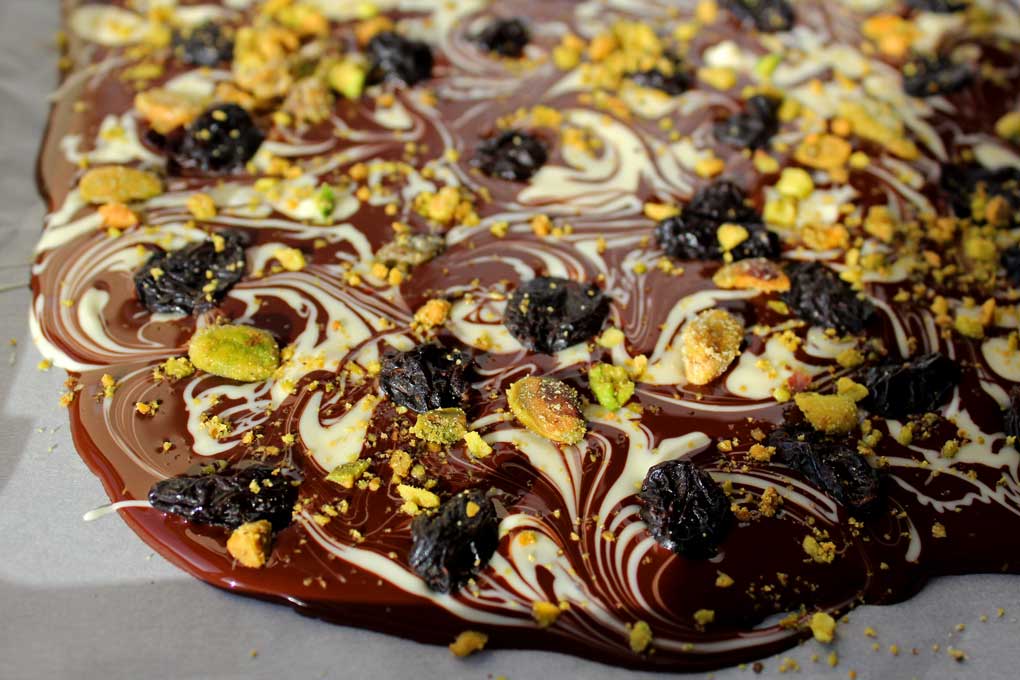 embellished holiday chocolate bark