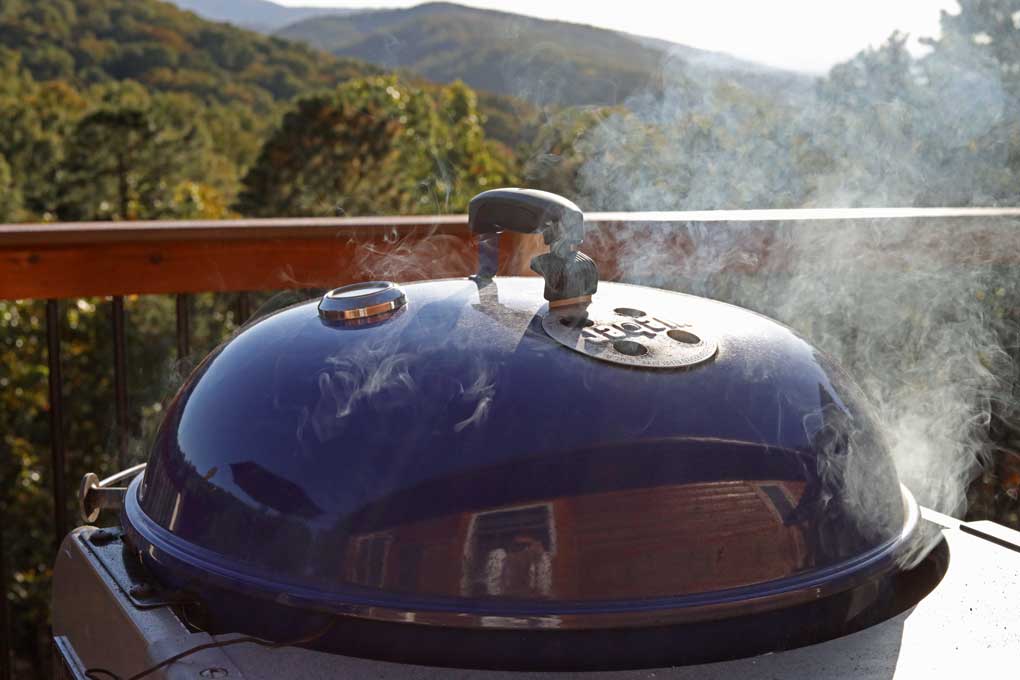 smoking Weber kettle grill