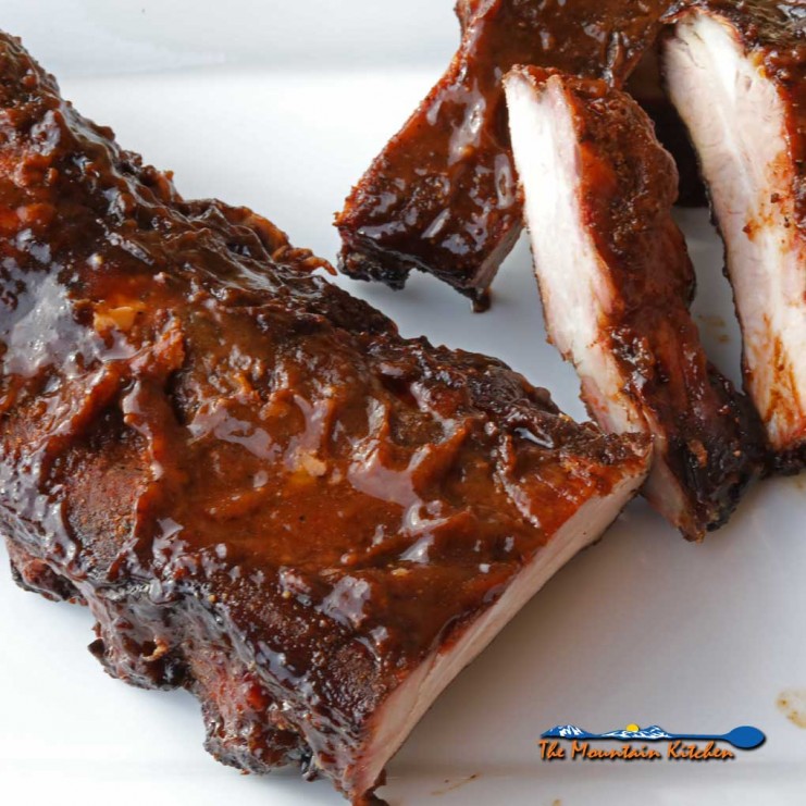 baby back ribs sliced on plate