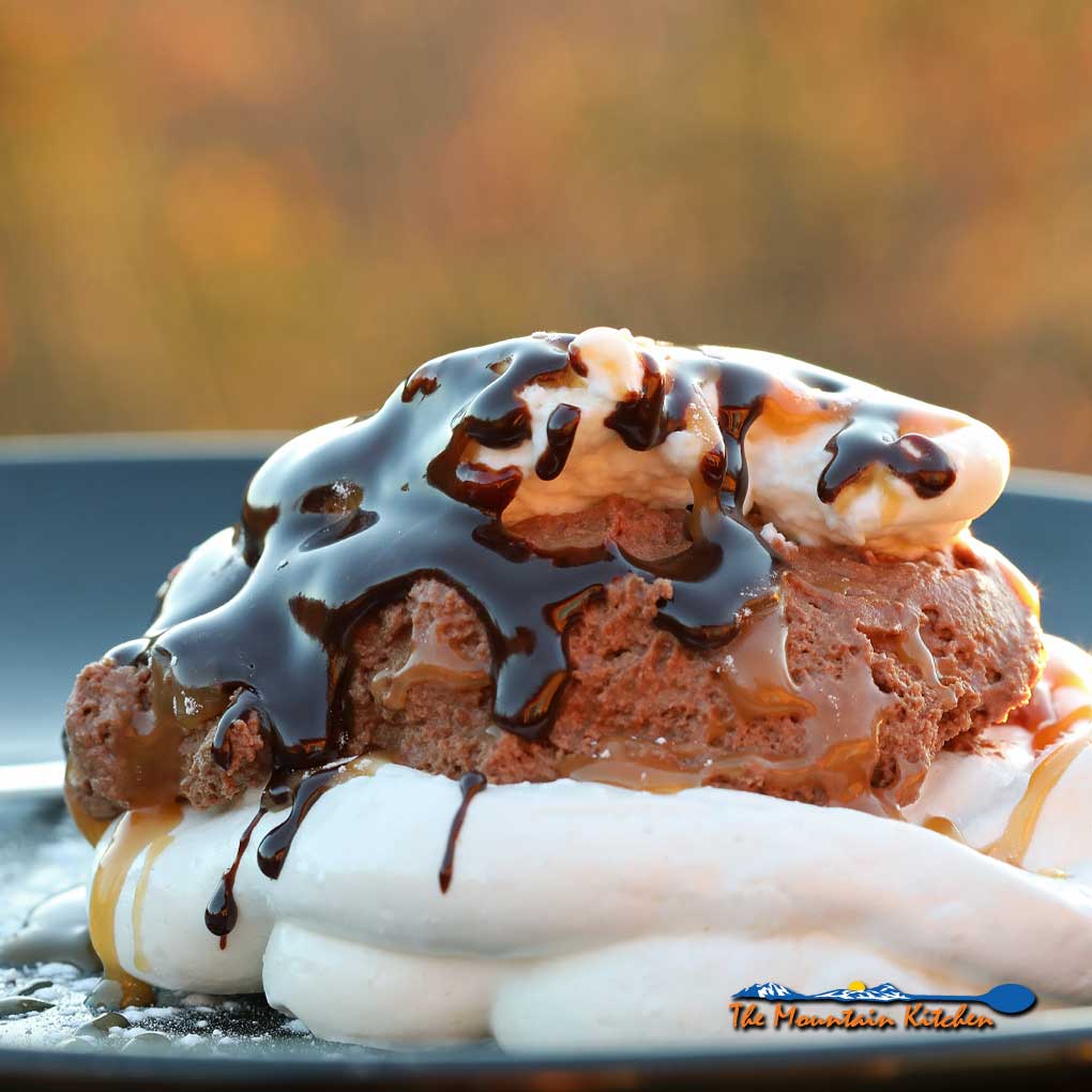 chocolate mousse pavlova