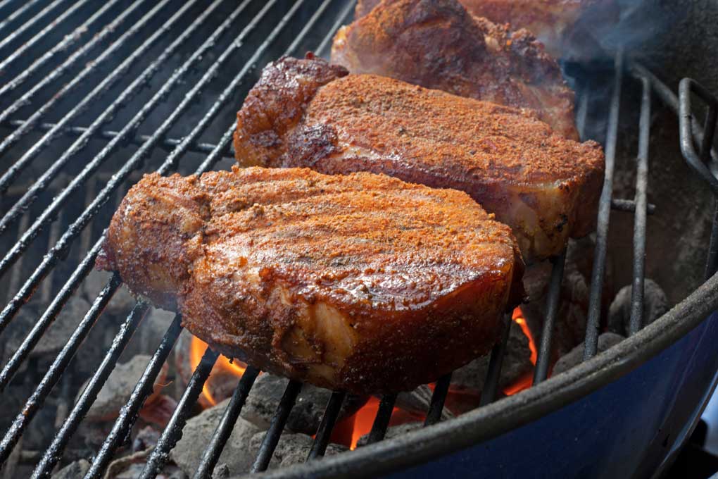 searing pork chops on grill