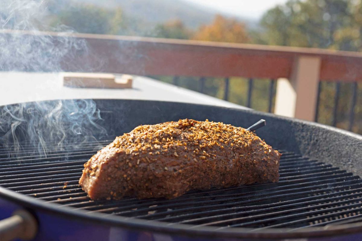 smoking eye of round roast on grill