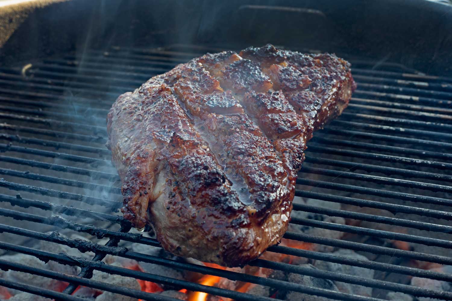 tri tip grilling on grill