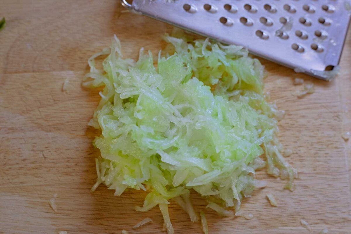 grated cucumber