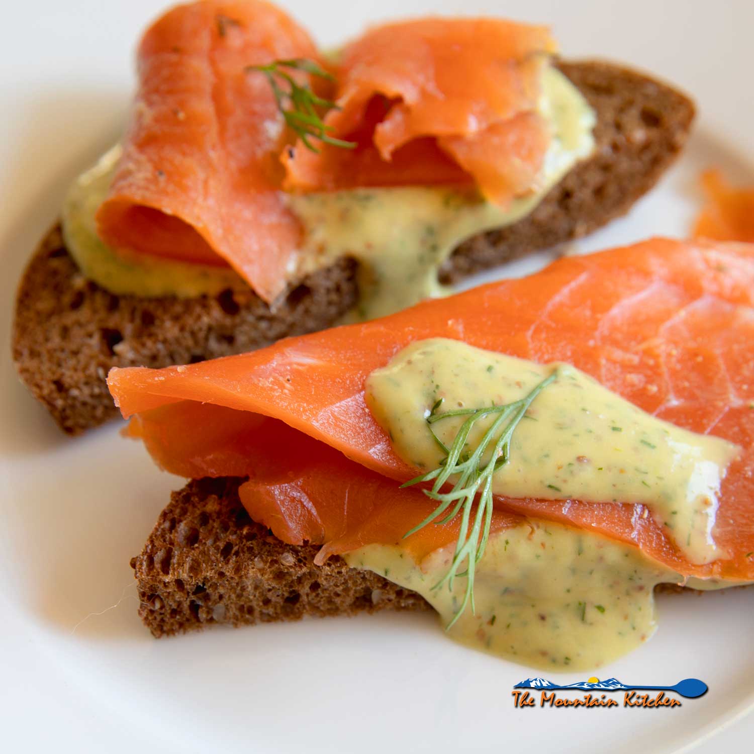 salmon gravlax ready to eat