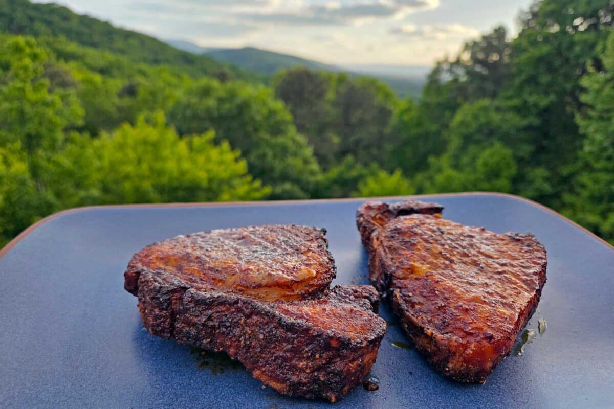 juicy air fryer pork chops ready to eat